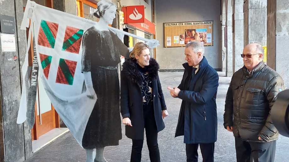 Mireia Zarate, Iñigo Urkullu y Javier Zubizarreta