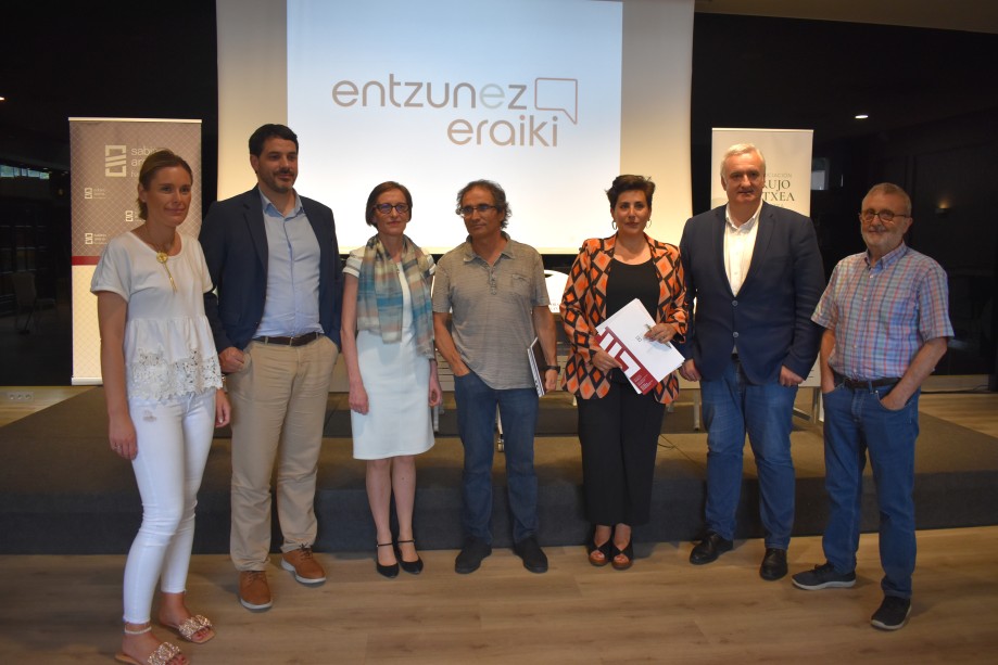 Mireia Zarate, Ion Muñoa, Ana Urkiza, Jon Sarasua, María Solana, Xabier Barandiaran  y Koldo Viñuales.