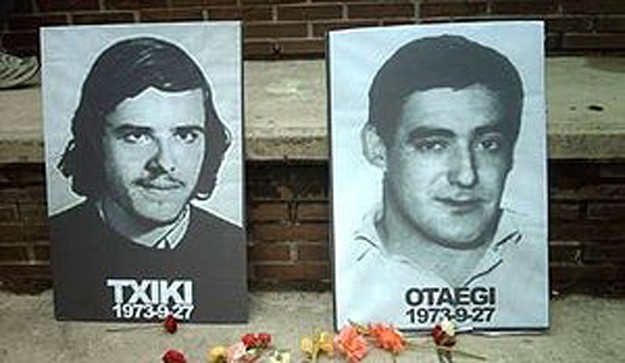 Juan Paredes Manot, Txiki, y su compañero Ángel Otaegi.