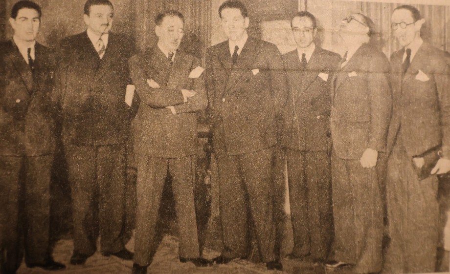 3 noviembre de 1936, la delegación de Euskadi presidida por Irujo se presenta al president Companys.