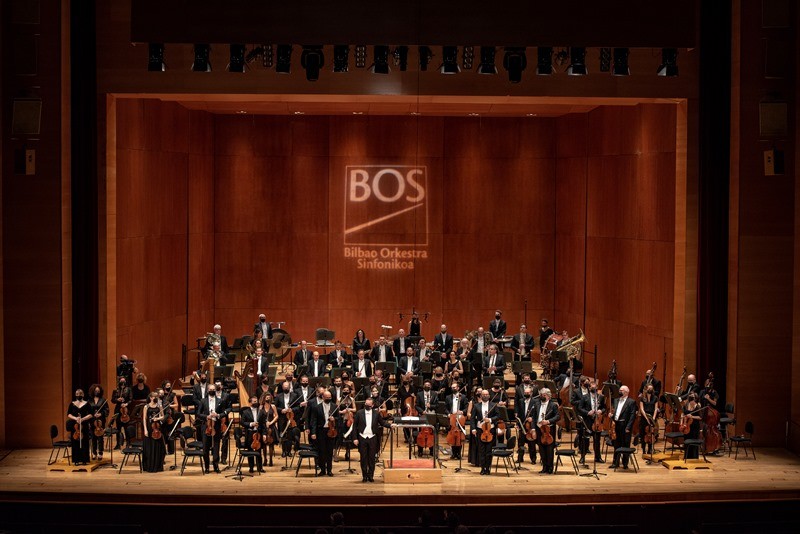 La BOS en el auditorio de su sede, el Palacio Euskalduna.