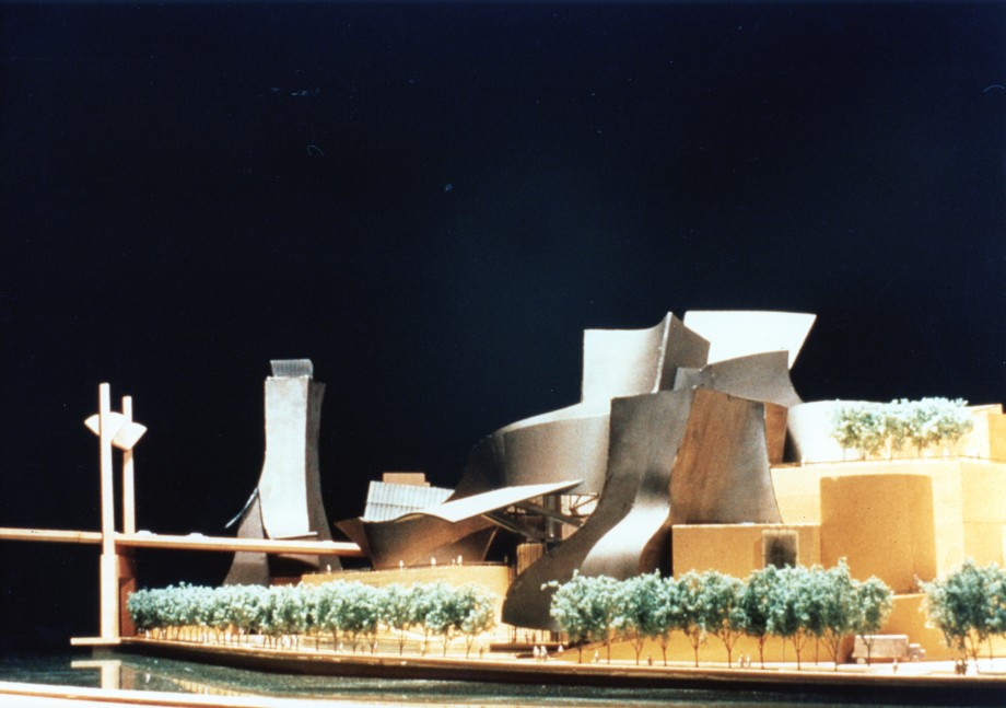 Maqueta del proyecto del Museo Guggenheim de Bilbao. 1993. BUA-AMB, Fondo Ayuntamiento de Bilbao.