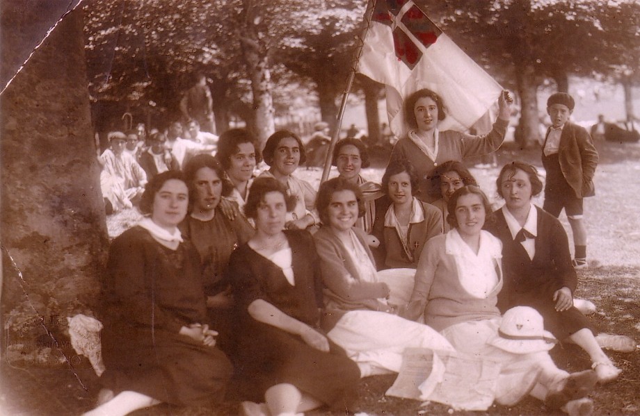 Mujer y patria vasca: las primeras emakumes de EAB en Gasteiz