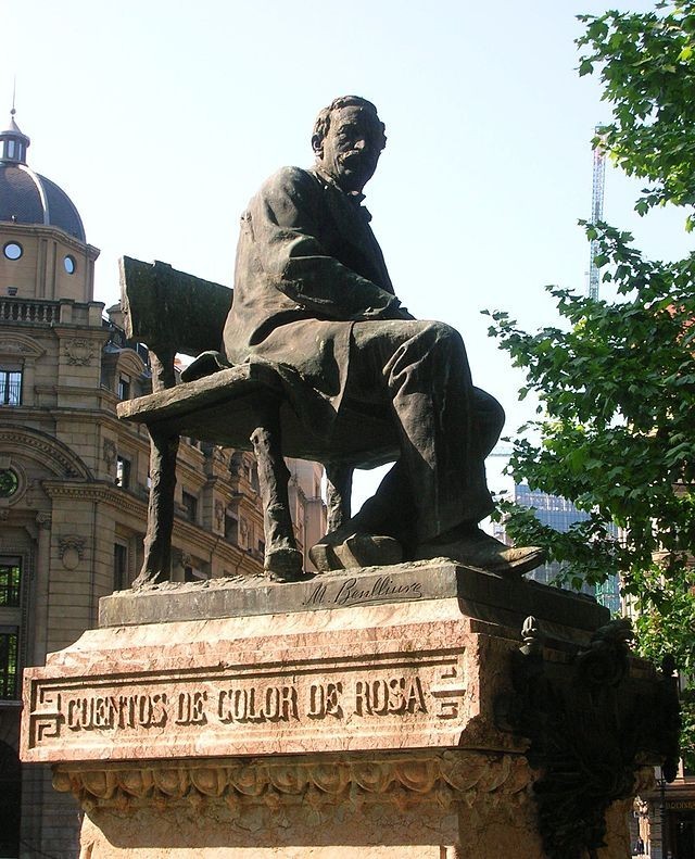 Monumento a Trueba en los Jardines de Albia de Bilbao.