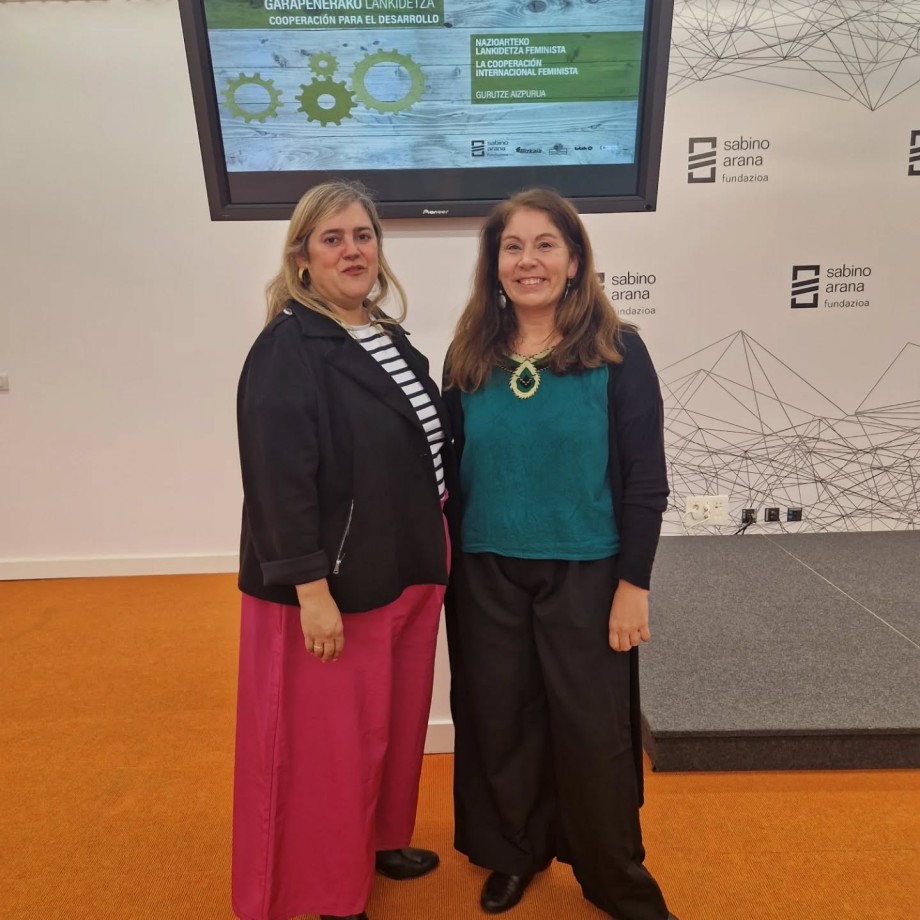 Nazioarteko lankidetza feministarantz”